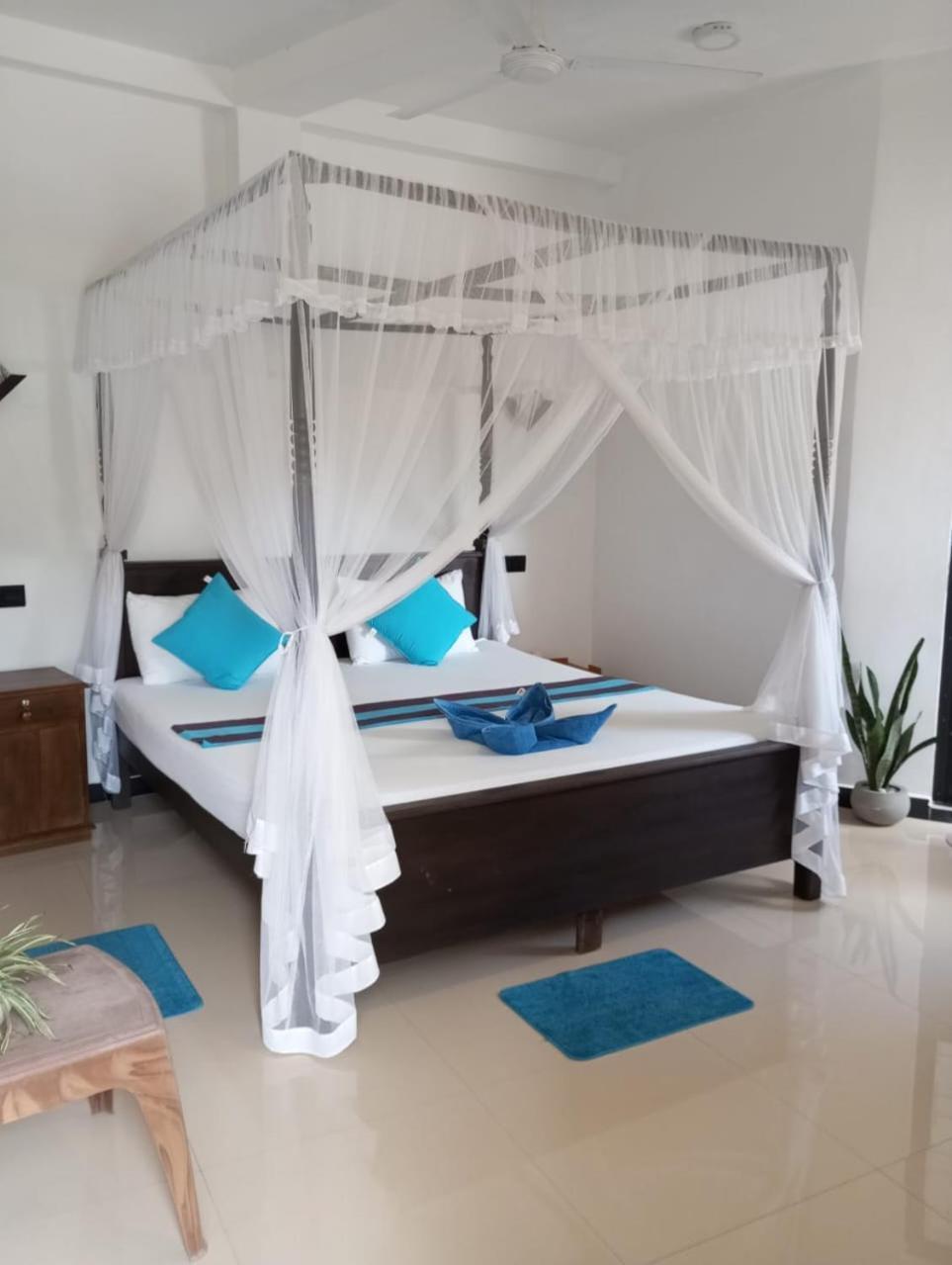 Bisandu guesthouse Mirissa Eksteriør billede