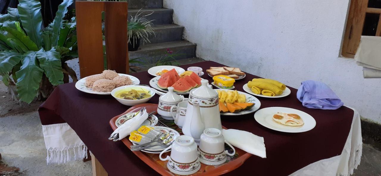 Bisandu guesthouse Mirissa Eksteriør billede